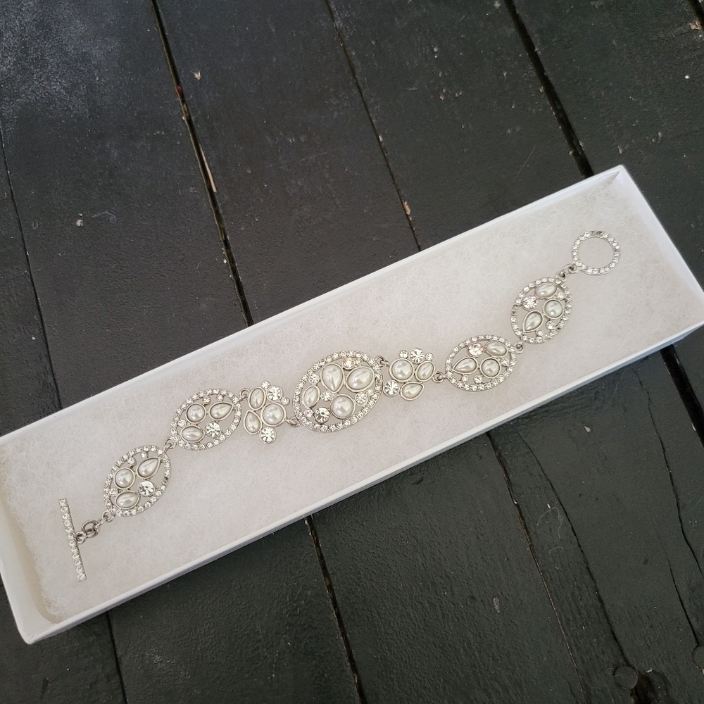 Dillard's Silver Pearl Rhinestone Toggle Bracelet Fancy Dressy Wedding Bridal